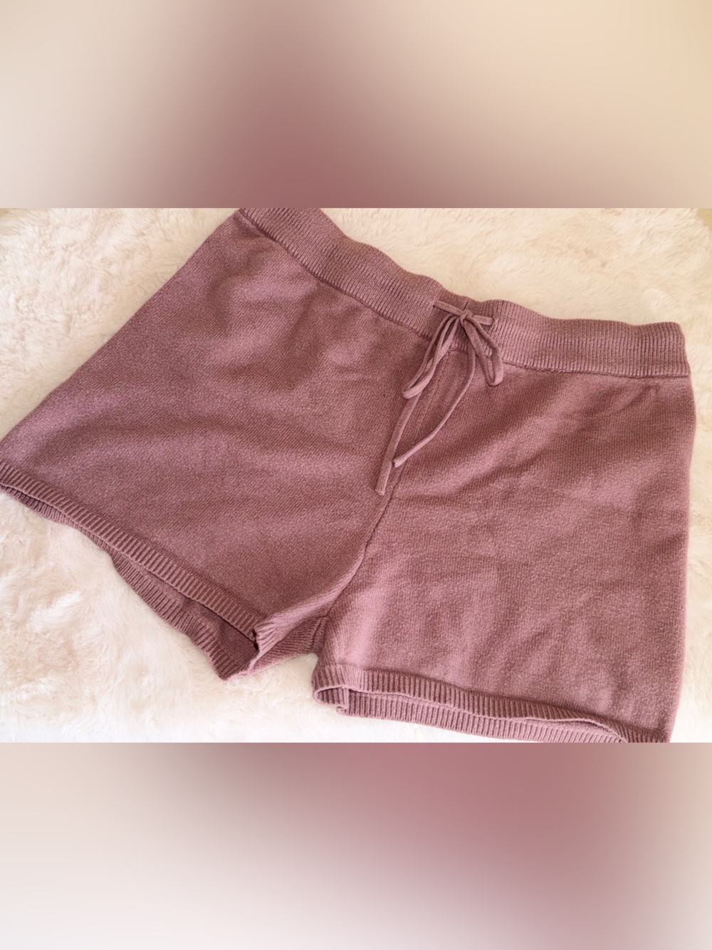 Mauve sweater shorts